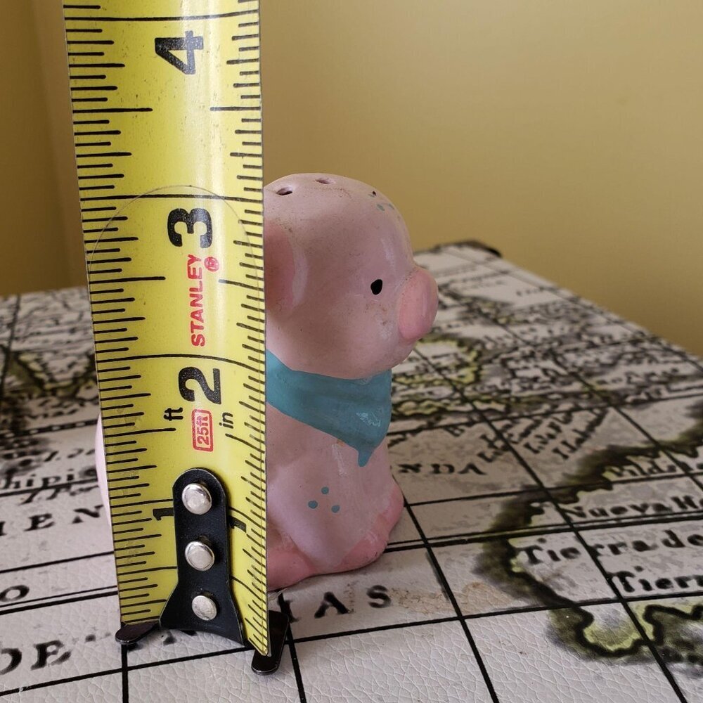 Vintage Ceramic Pig Salt & Pepper Shaker Set Pink With Blue Scarves 3 Inches - Picture 6 of 6